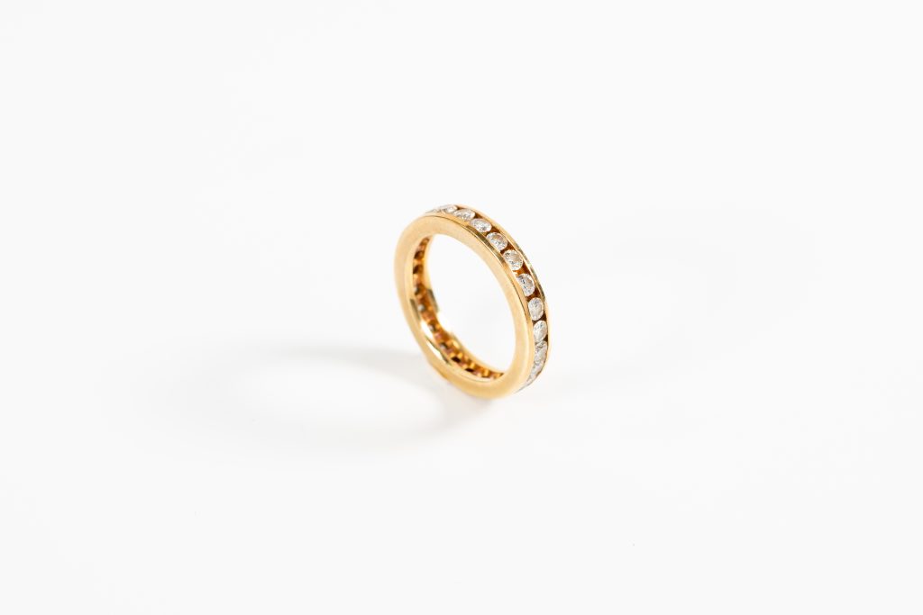 anillo de oro auténtico